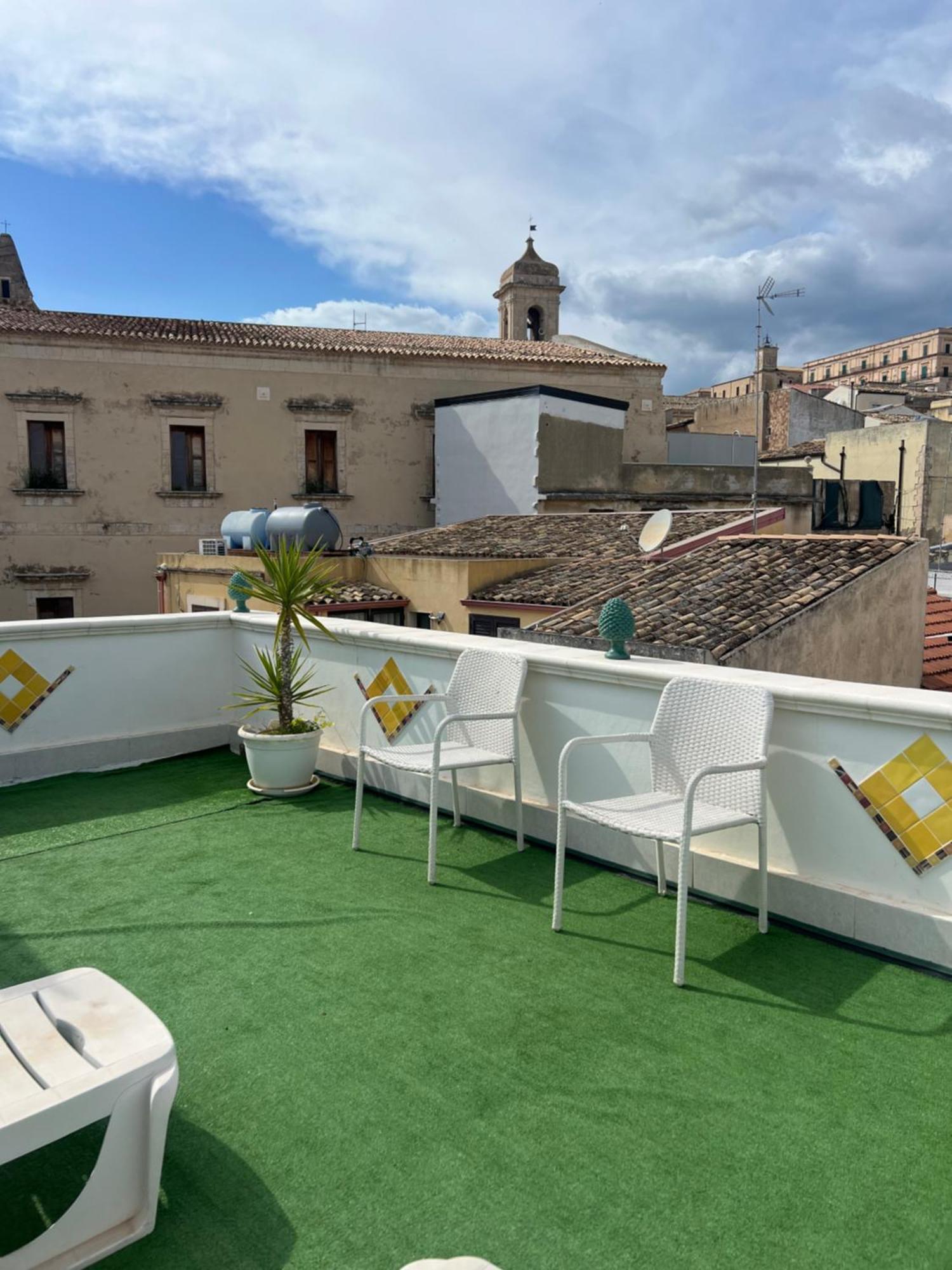Villa Casa La Formica à Noto Extérieur photo